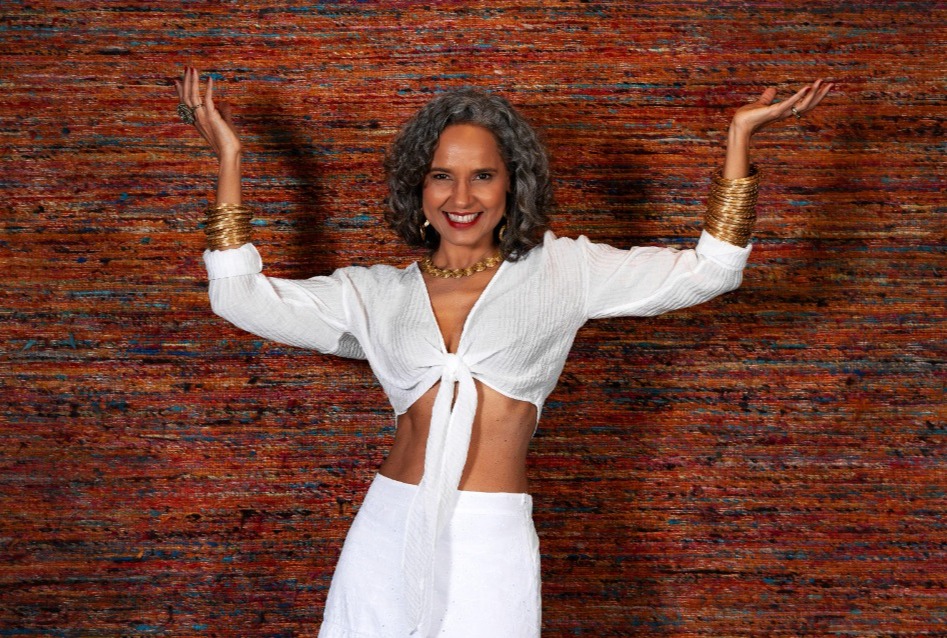 Imagem de Carla Visi celebra a força feminina do Axé no Réveillon AYÓ