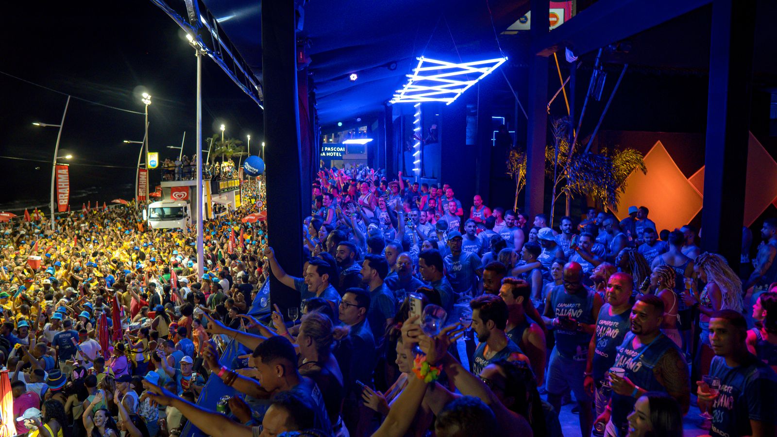 Imagem de Após estreia de sucesso, Camarote Baiano retorna no Carnaval 2026 ainda maior e com serviço all inclusive