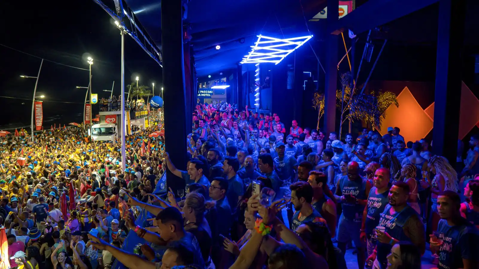 Imagem de Após estreia de sucesso, Camarote Baiano retorna no Carnaval 2026 ainda maior e com serviço all inclusive