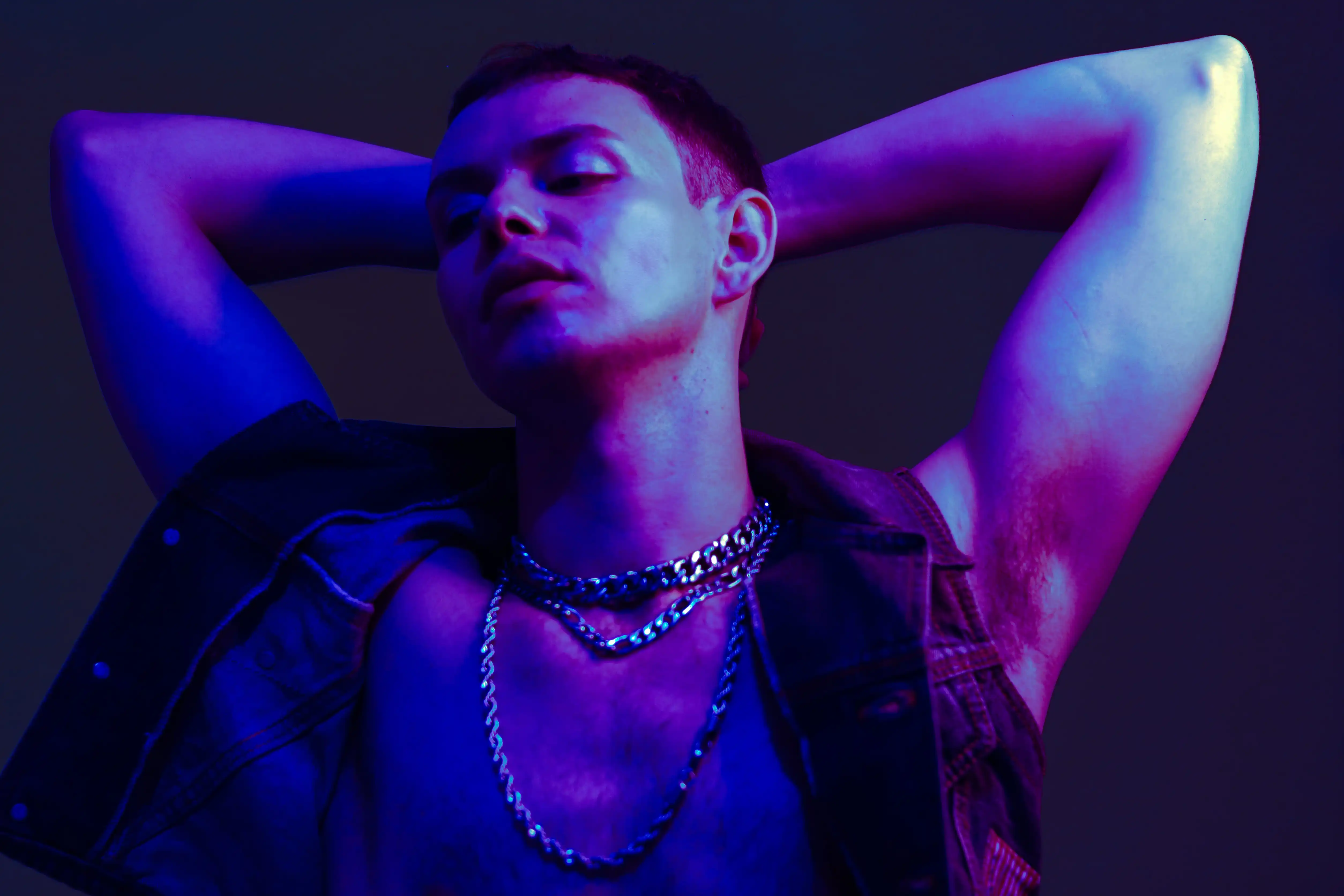 Imagem de Conheça o cantor cearense Dantti e seu novo single, “Disputa”
