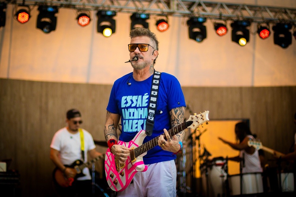Imagem de Tuca Fernandes fez a festa no Parque da Cidade, no Festival da Primavera